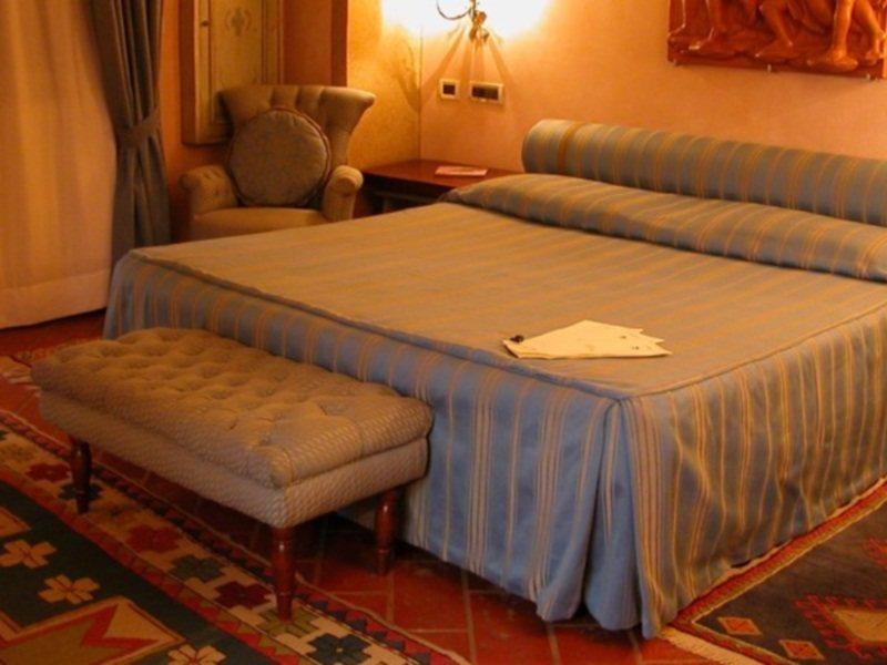 Calamidoro Hotel كالشّينايا المظهر الخارجي الصورة